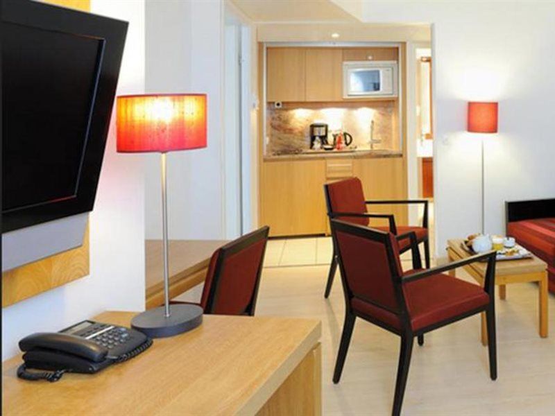 Residhome Courbevoie La Defense Exterior foto